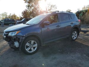 Toyota Rav4 XLE 2.5L 4 2013