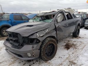 RAM 1500 SPORT 5.7L 8 2014