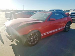 Ford Mustang 3.7L 6 2014