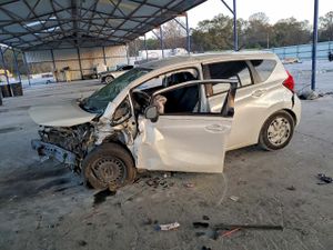 Nissan Versa S 1.6L 4 2014