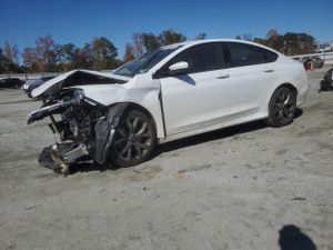 Chrysler 200 S 2.4L 4 2016