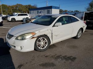 Toyota Camry SE 2.4L 4 2004