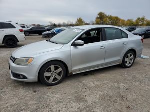Volkswagen Jetta TDI 2.0L 4 2012