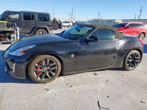 Nissan 370z BASE 3.7L 6 2014
