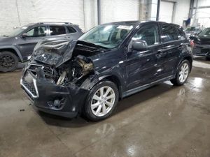 Mitsubishi Outlander ES 2.0L 4 2014
