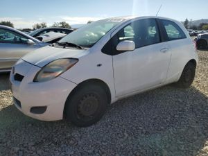 Toyota Yaris 1.5L 4 2011