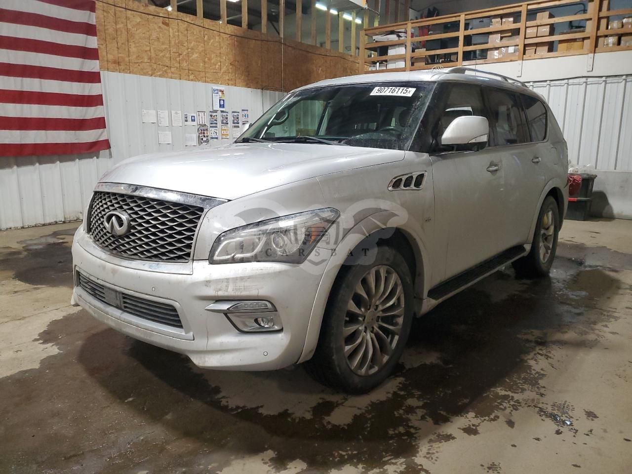 Infiniti QX80 5.6L 8 2015