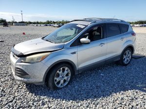 Ford Escape TITANIUM 2.0L 4 2015