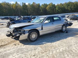 Lincoln Town Car EXECUTIVE 4.6L 8 2004