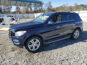 Mercedes-Benz ML 350 3.5L 6 2015