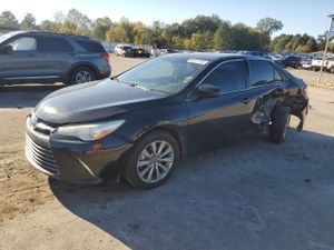 Toyota Camry LE 2.5L 4 2015