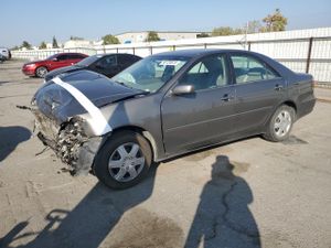 Toyota Camry LE 2.4L 4 2006