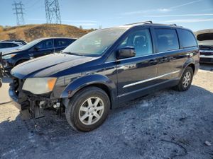 Chrysler Town & Country TOURING 3.6L 6 2011