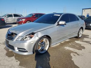 Mercedes-Benz E 550 4MATIC 4.6L 8 2013