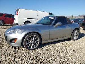 Mazda MX-5 (Miata) 2.0L 4 2011