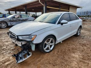 Audi A3 PREMIUM 1.8L 4 2015