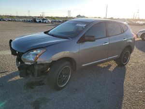 Nissan Rogue S 2.5L 4 2015