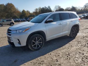 Toyota Highlander SE 3.5L 6 2018