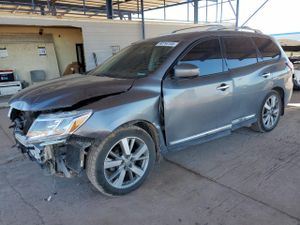 Nissan Pathfinder S 3.5L 6 2015