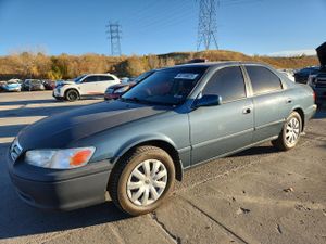 Toyota Camry CE 2.2L 4 2000