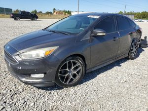 Ford Focus SE 2.0L 4 2015