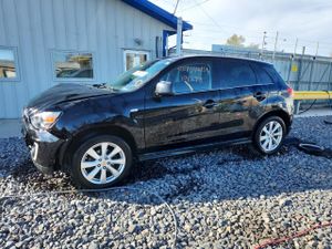 Mitsubishi Outlander SE 2.0L 4 2015