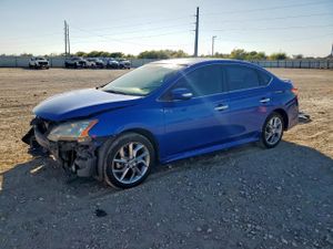 Nissan Sentra S 1.8L 4 2015