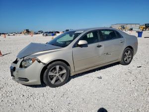 Chevrolet Malibu 1LT 2.4L 4 2011