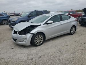 Hyundai Elantra SE 1.8L 4 2015