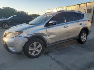 Toyota Rav4 XLE 2.5L 4 2013