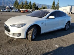 Tesla Model S 2013