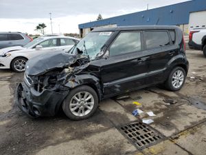 Kia Soul + 2.0L 4 2013