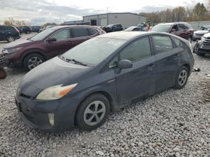 Toyota Prius 1.8L 4 2013