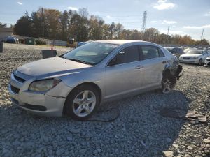 Chevrolet Malibu LS 2.4L 4 2012