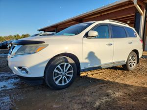 Nissan Pathfinder S 3.5L 6 2013