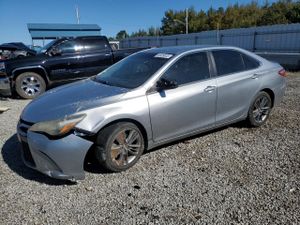 Toyota Camry LE 2.5L 4 2015