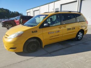 Toyota Sienna CE 3.3L 6 2006