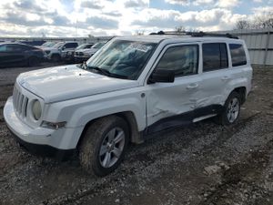 Jeep Patriot LATITUDE 2.4L 4 2014