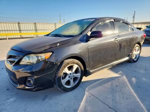 Toyota Corolla BASE 1.8L 4 2012