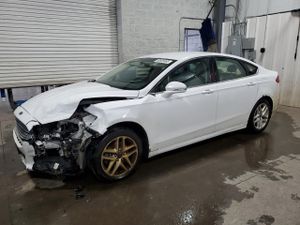 Ford Fusion SE 2.5L 4 2013
