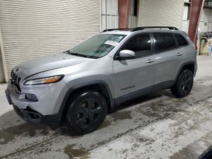 Jeep Cherokee LATITUDE 2.4L 4 2015