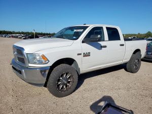 RAM 2500 ST 5.7L 8 2014