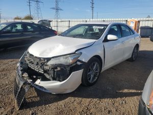 Toyota Camry LE 2.5L 4 2015