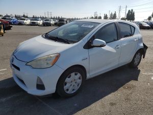 Toyota Prius 1.5L 4 2013
