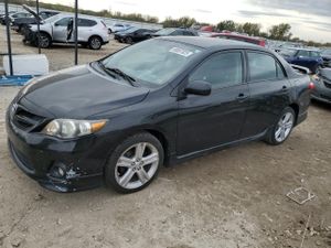 Toyota Corolla BASE 1.8L 4 2013