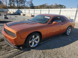 Dodge Challenger 3.6L 6 2011
