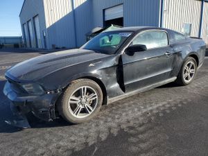 Ford Mustang 3.7L 6 2012