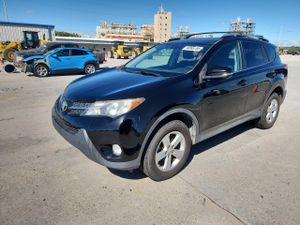 Toyota Rav4 XLE 2.5L 4 2014