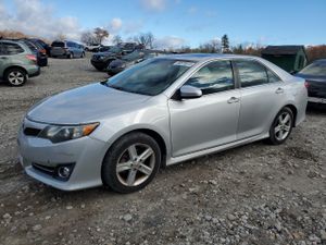 Toyota Camry BASE 2.5L 4 2012