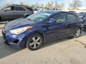 Hyundai Elantra GLS 1.8L 4 2012